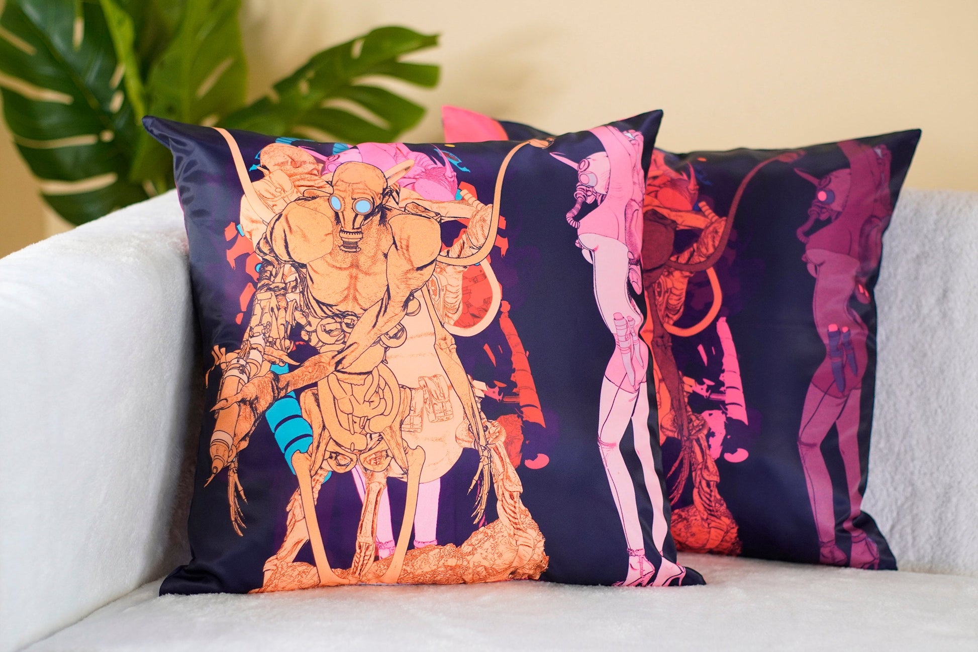 Xen Wear pillow - Neon Monster