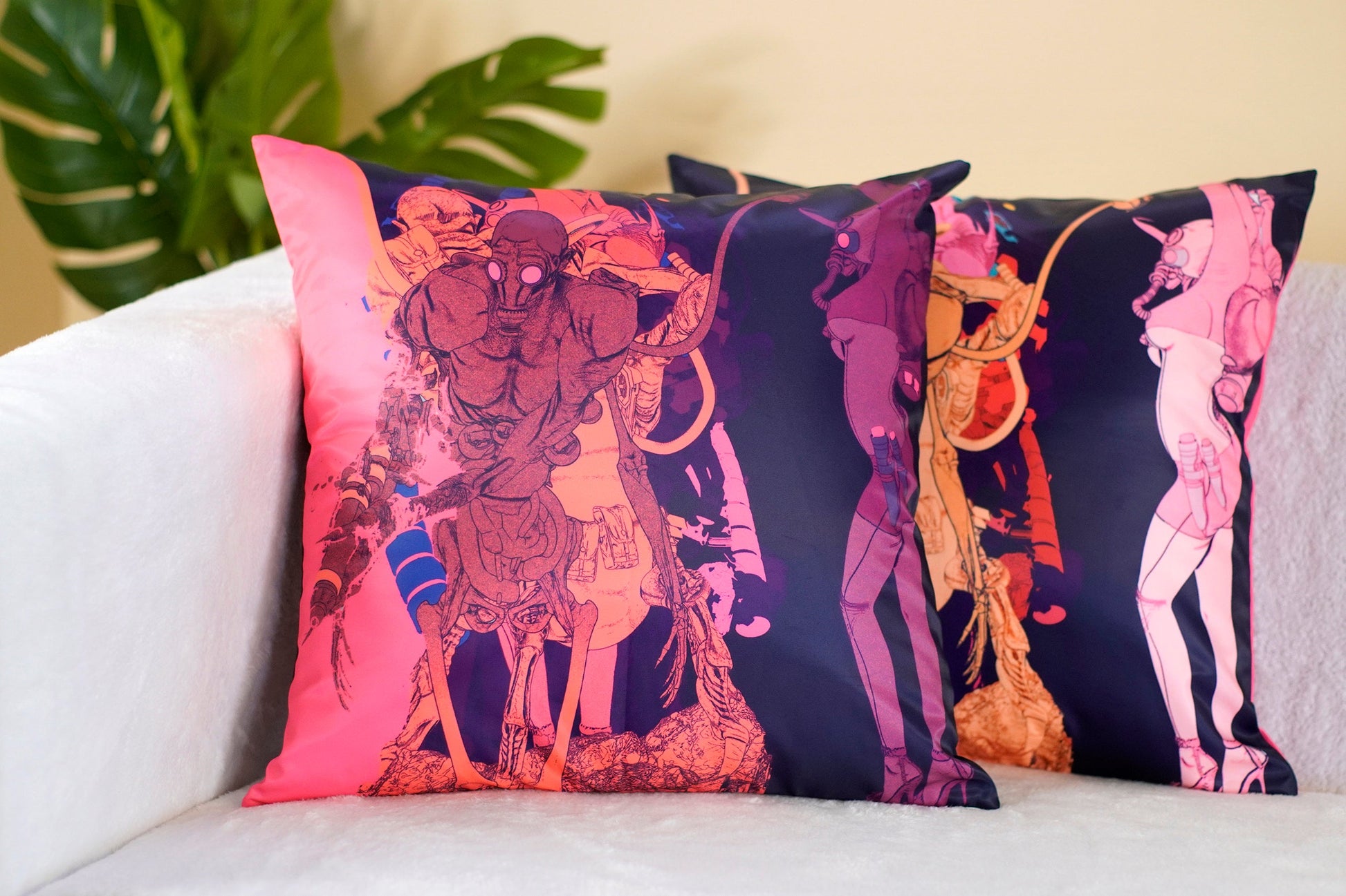 Xen Wear pillow - Neon Monster
